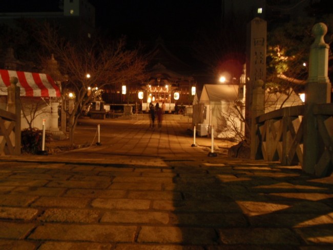 四柱神社