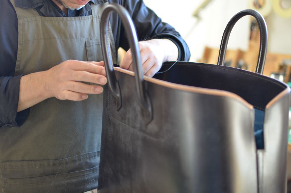 フルオーダーのメンズ『ビジネスバッグ』。アリゾナとブライドルレザー  