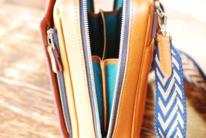 shoulderbag