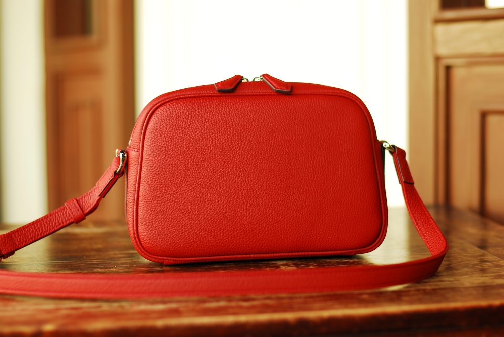 shoulderbag