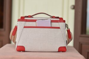 shoulderbag