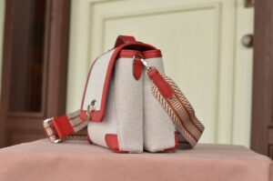 shoulderbag