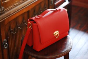 shoulder-bag